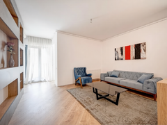 Pipera Plaza, 4 City North, Rond OMV