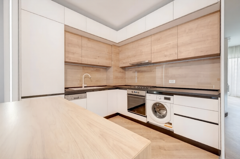 Pipera Plaza, 4 City North, Rond OMV